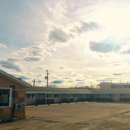 Hillcrest Motel Manning Εξωτερικό φωτογραφία