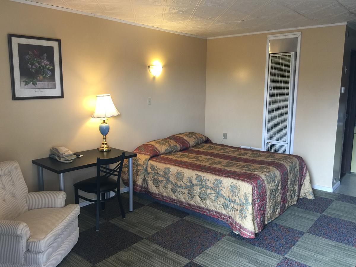 Hillcrest Motel Manning Εξωτερικό φωτογραφία